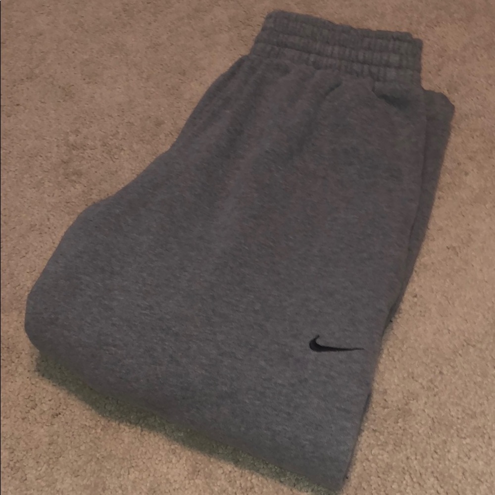 Fleece Nike Sweatpants w/ Drawstring at Ankles